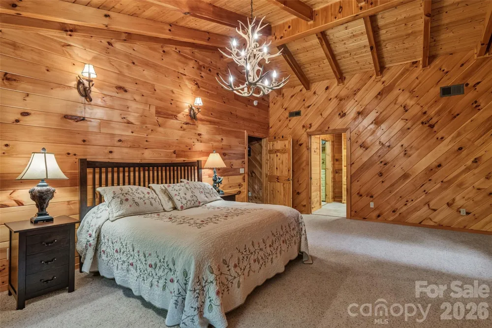 1482 Howard Moore Road Hot Springs, NC 28743