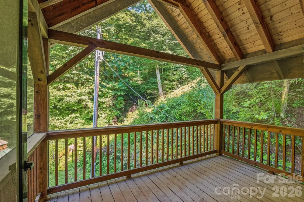 1482 Howard Moore Road Hot Springs, NC 28743