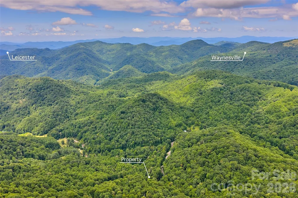 1482 Howard Moore Road Hot Springs, NC 28743