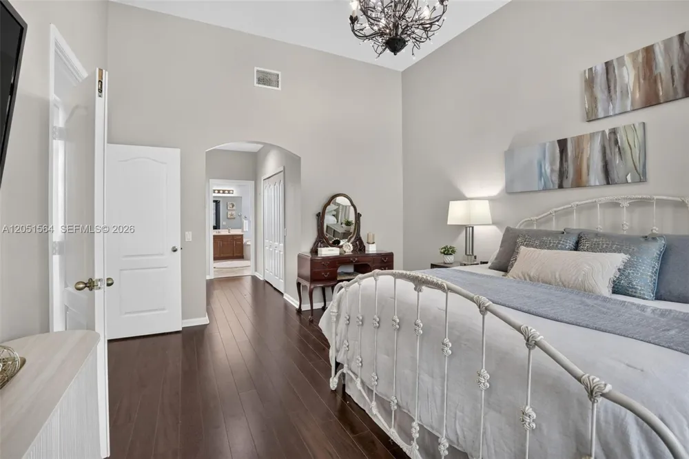 1164 Ginger Circle Weston, FL 33326