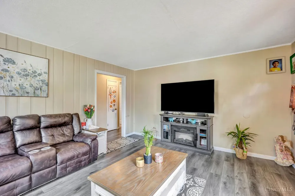 206 Douglas Avenue Trenton, OH 45067