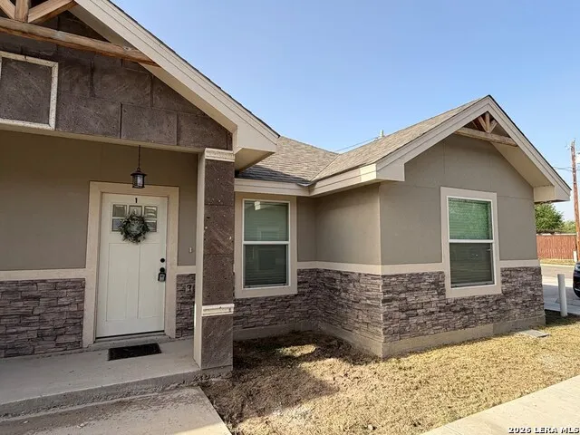 3561 STEVEN DR Eagle Pass, TX 78852