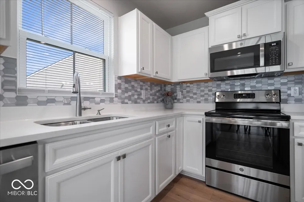 175 Jones Court Whiteland, IN 46184