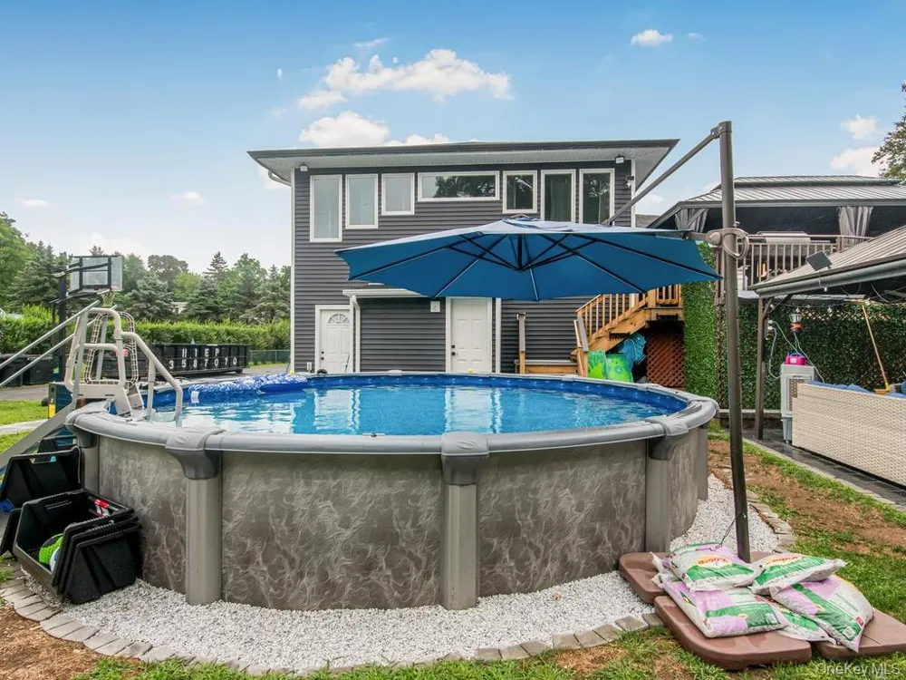 3 Quaker Road New City, NY 10956