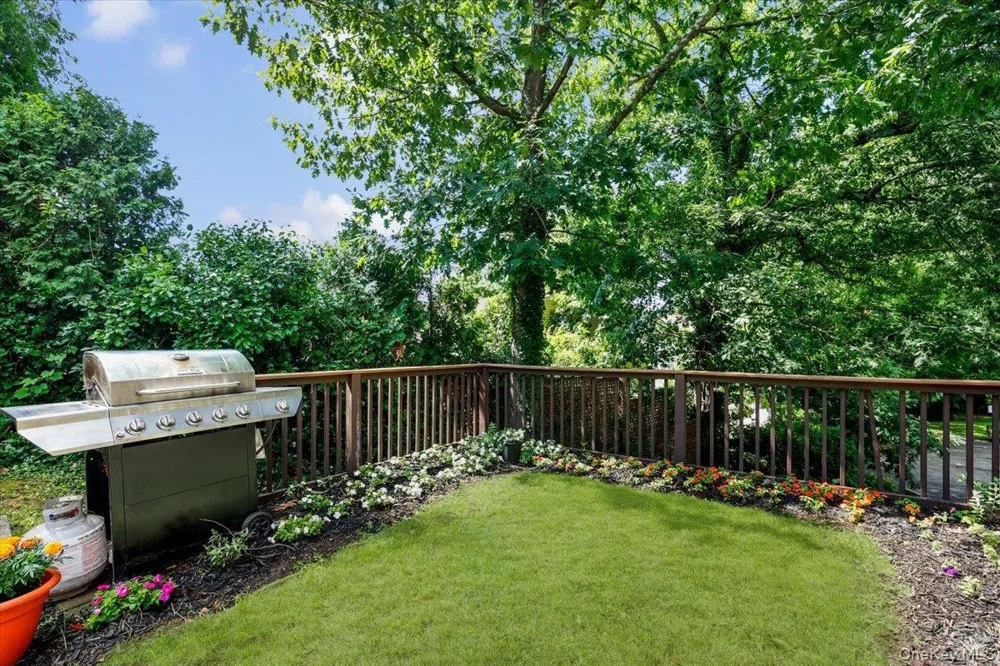 70 West Street #C14 Harrison, NY 10528