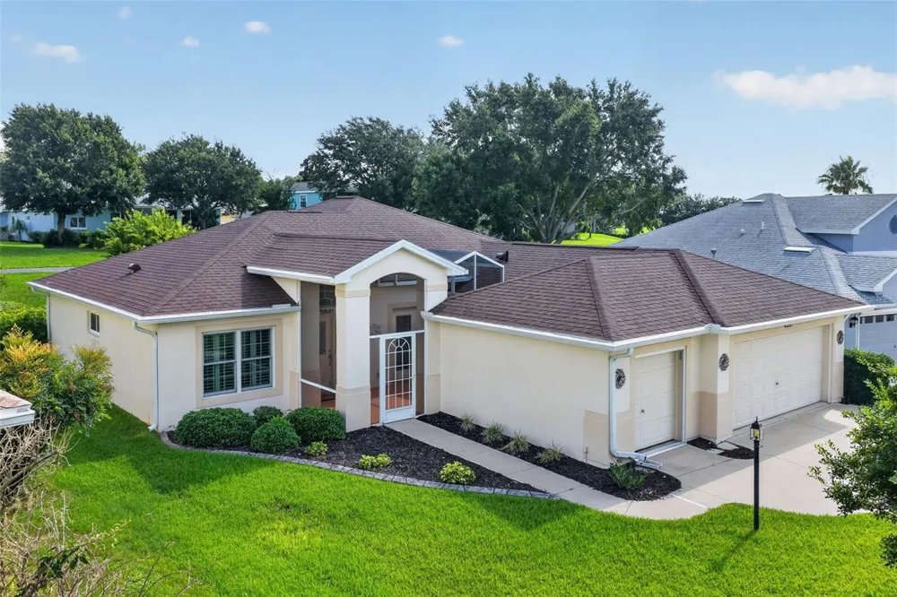 5809 BOUNTY CIRCLE Tavares, FL 32778