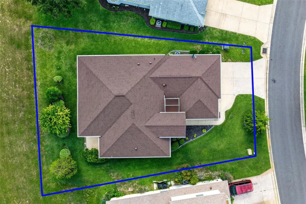 5809 BOUNTY CIRCLE Tavares, FL 32778