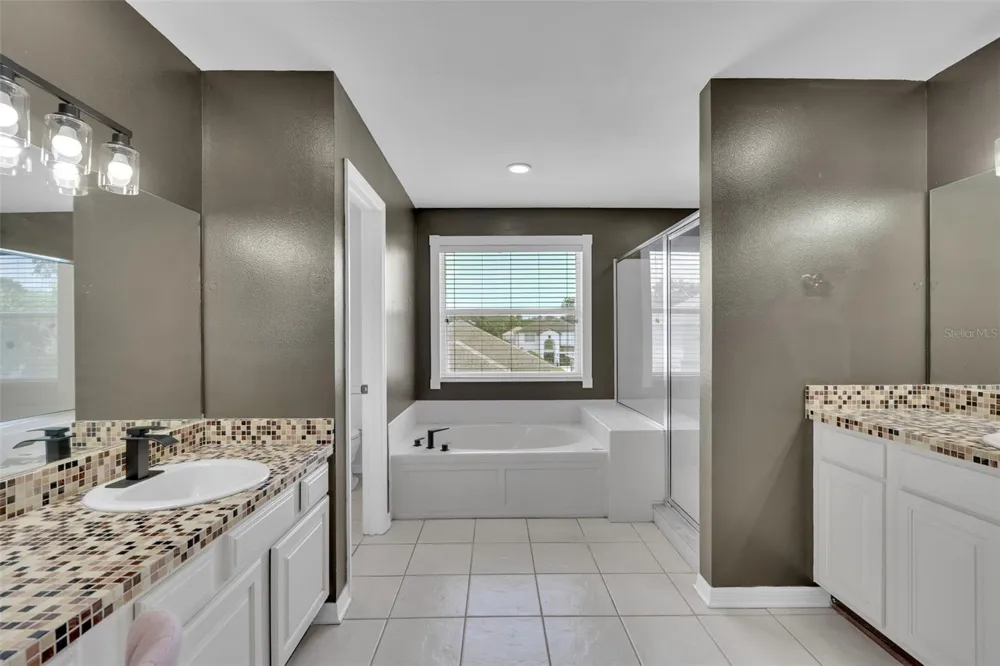 1250 LORETTO CIRCLE Odessa, FL 33556