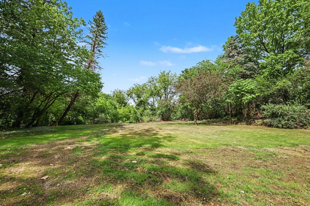 4043 Clearview Street NE Grand Rapids, MI 49546