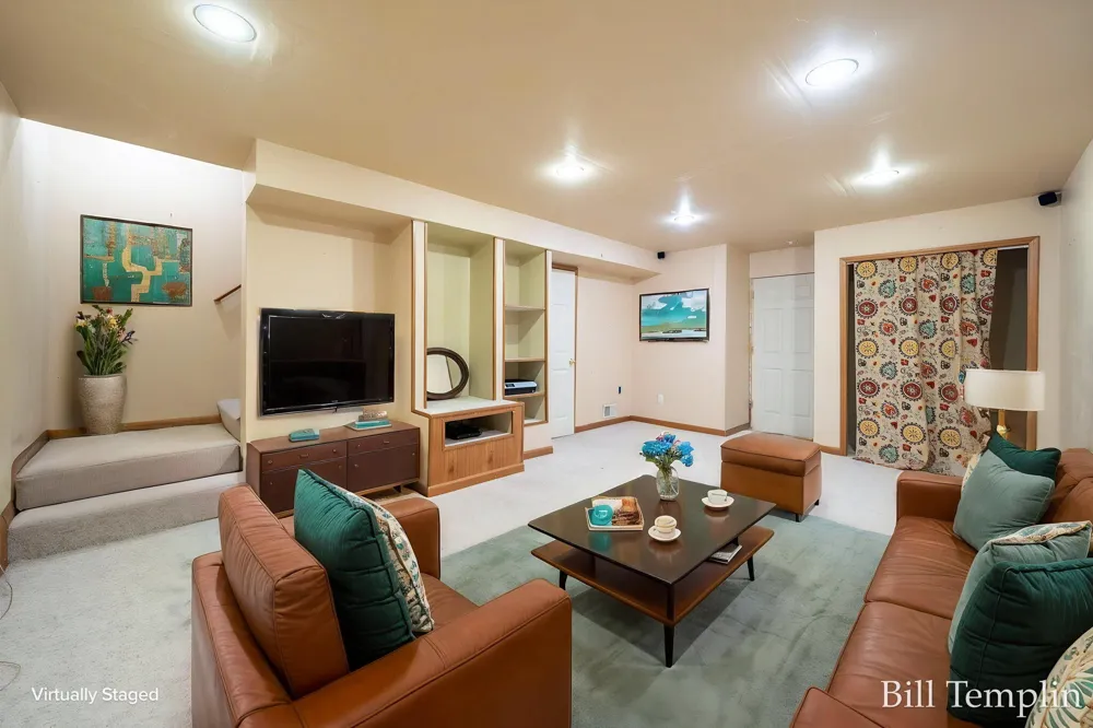 5641 Barcroft Drive SW Wyoming, MI 49418