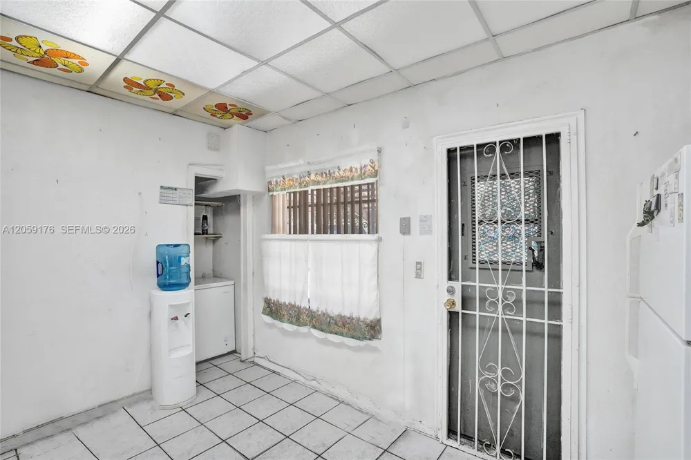 2145 NW 124th St Miami, FL 33167