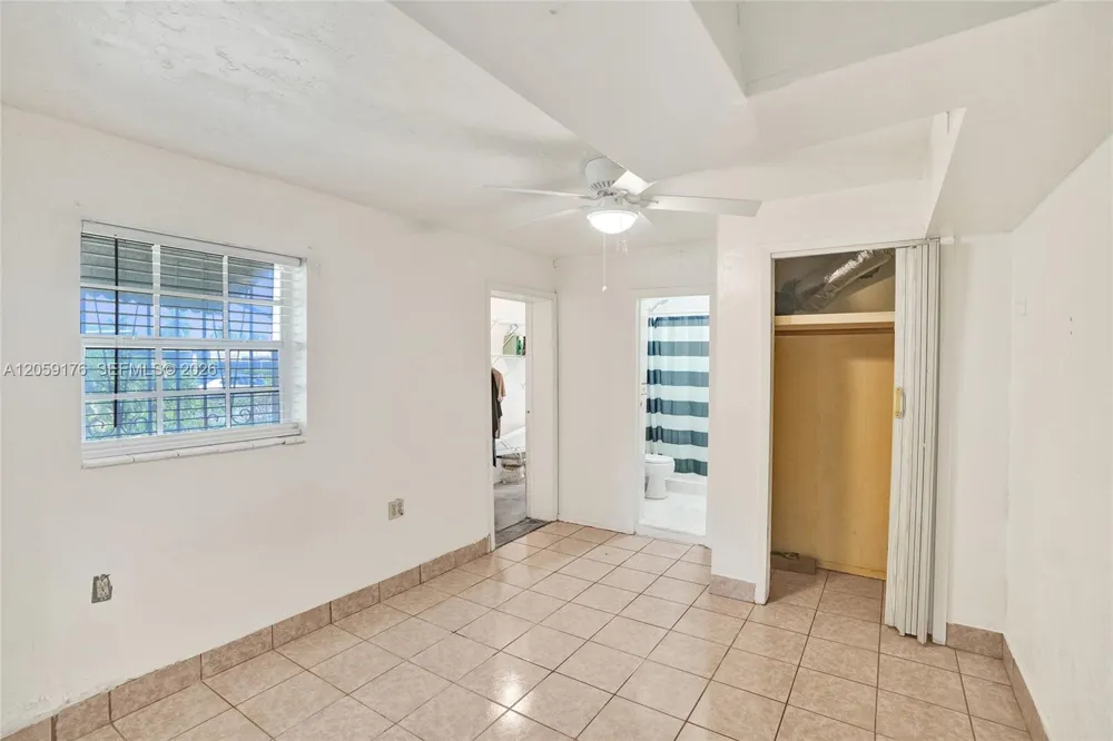 2145 NW 124th St Miami, FL 33167