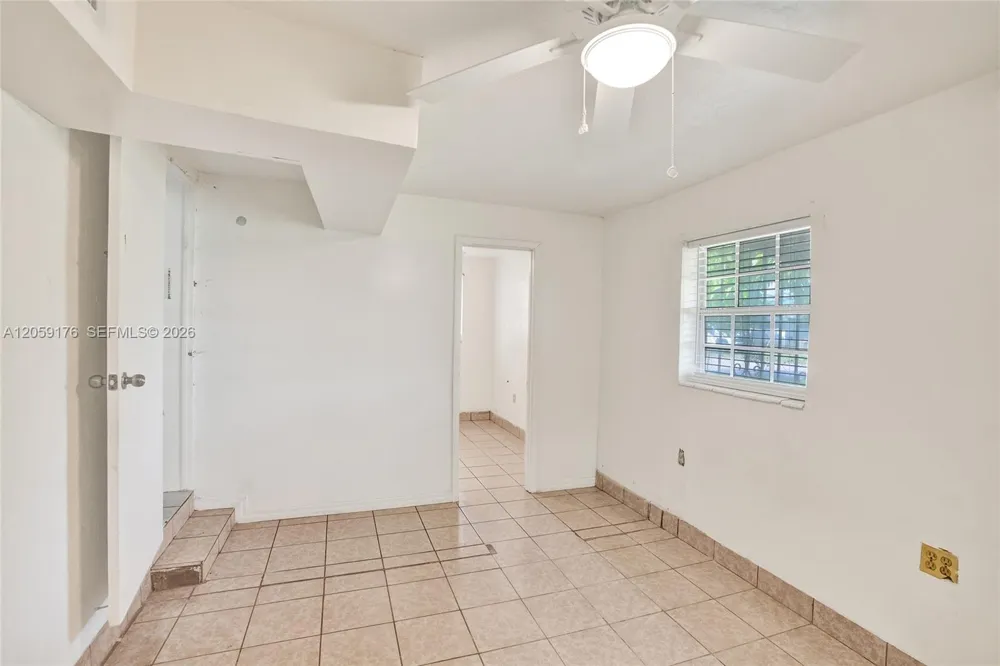 2145 NW 124th St Miami, FL 33167
