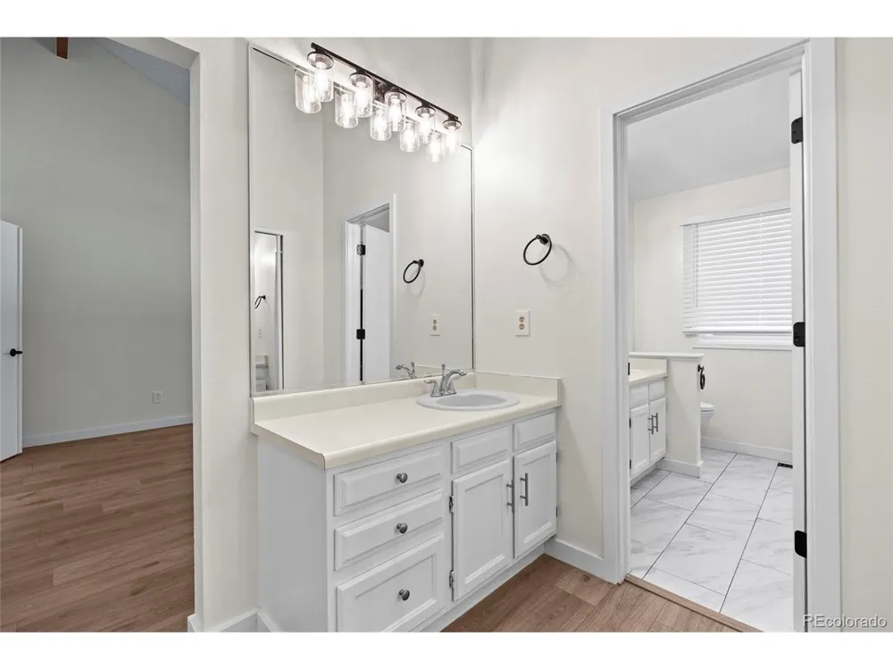 7609 S Cove Circle Littleton, CO 80122