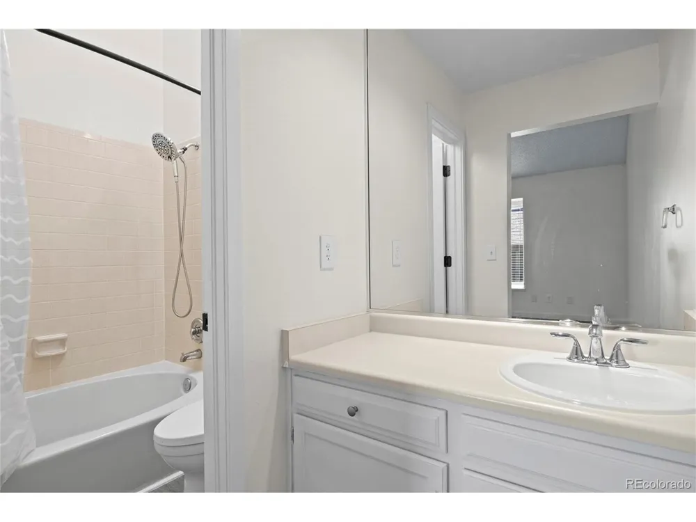7609 S Cove Circle Littleton, CO 80122