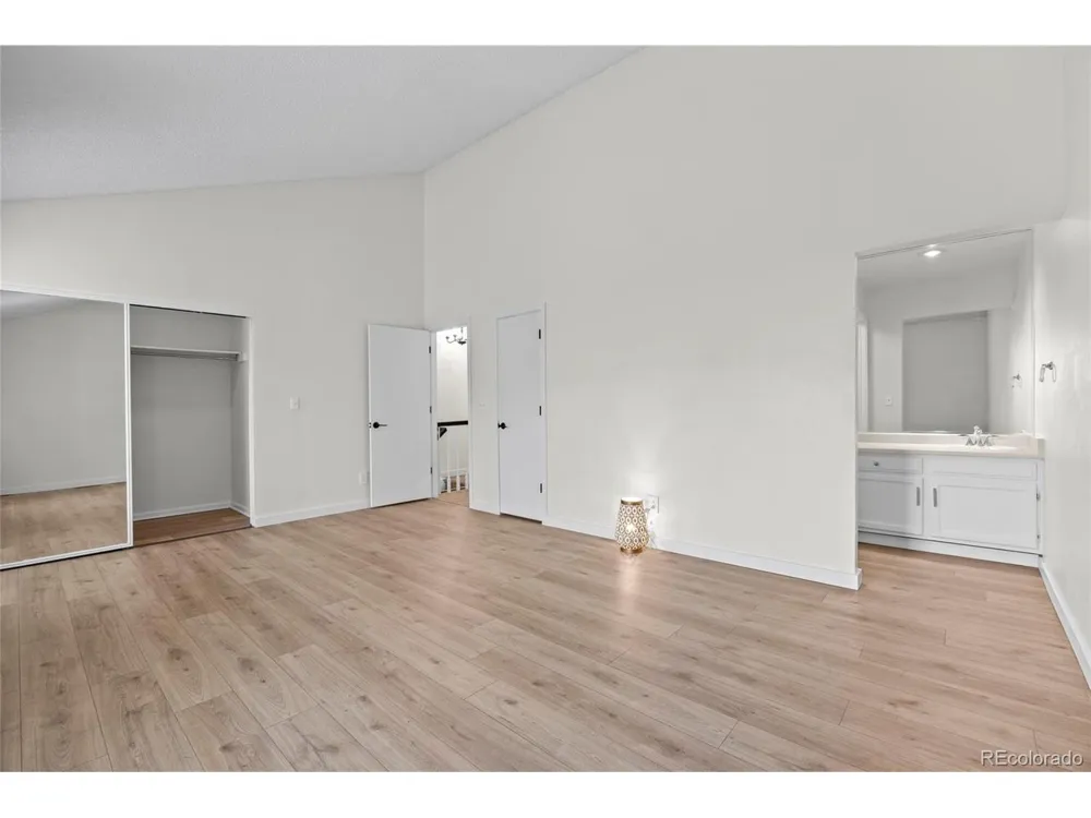 7609 S Cove Circle Littleton, CO 80122