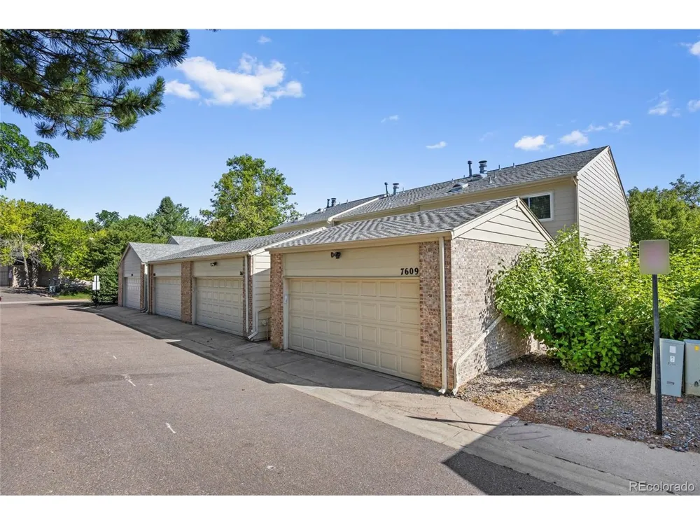 7609 S Cove Circle Littleton, CO 80122