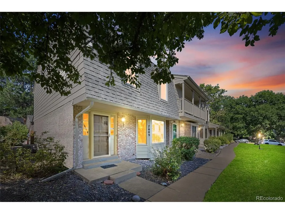 7609 S Cove Circle Littleton, CO 80122