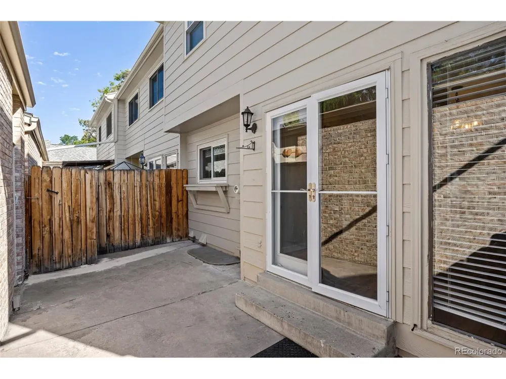7609 S Cove Circle Littleton, CO 80122