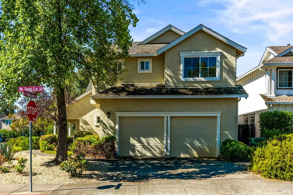 900 Chiles Avenue St. Helena, CA 94574