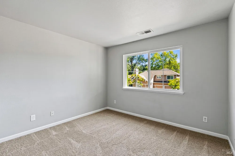 900 Chiles Avenue St. Helena, CA 94574