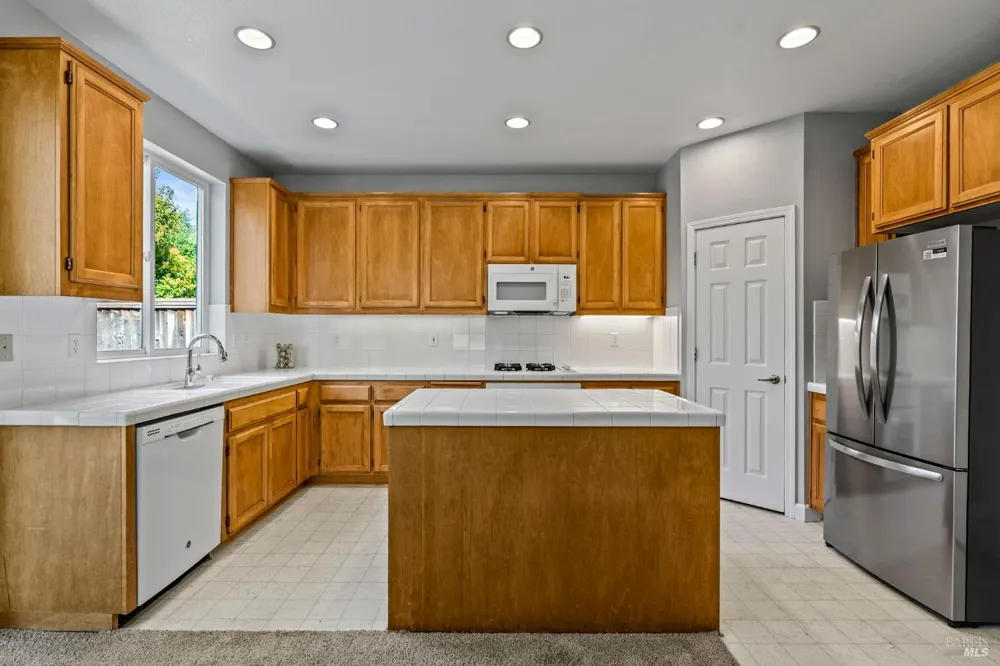 900 Chiles Avenue St. Helena, CA 94574