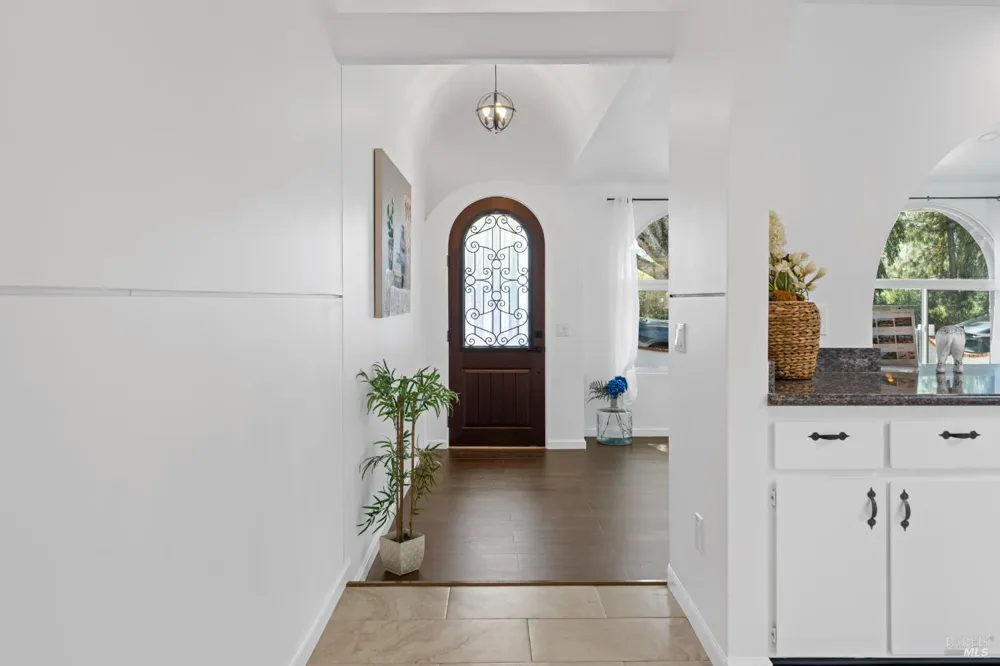 1649 California Drive Vacaville, CA 95687