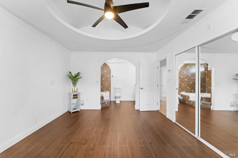 1649 California Drive Vacaville, CA 95687