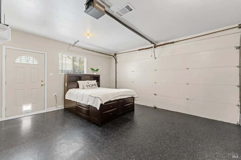 1649 California Drive Vacaville, CA 95687