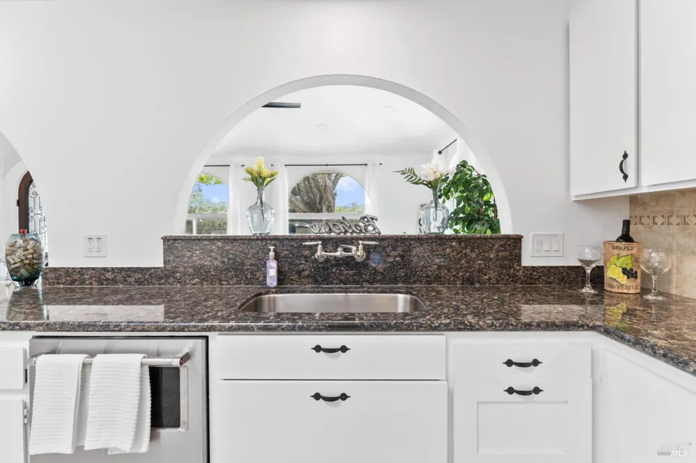 1649 California Drive Vacaville, CA 95687