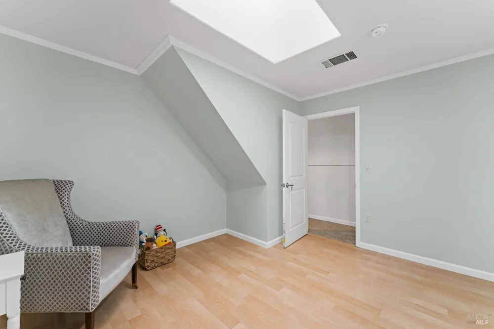 1649 California Drive Vacaville, CA 95687