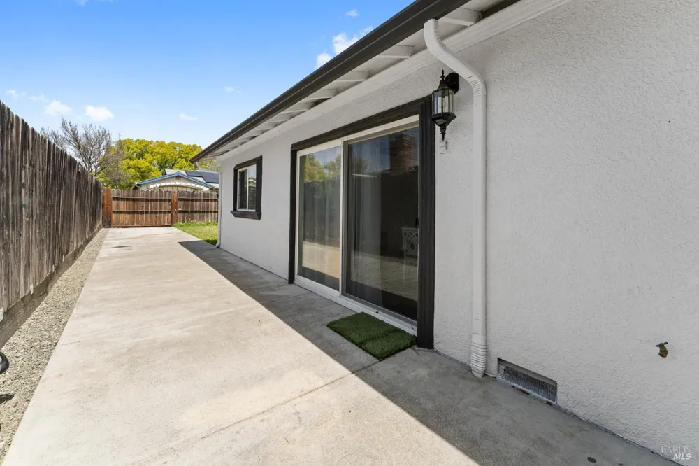 1649 California Drive Vacaville, CA 95687