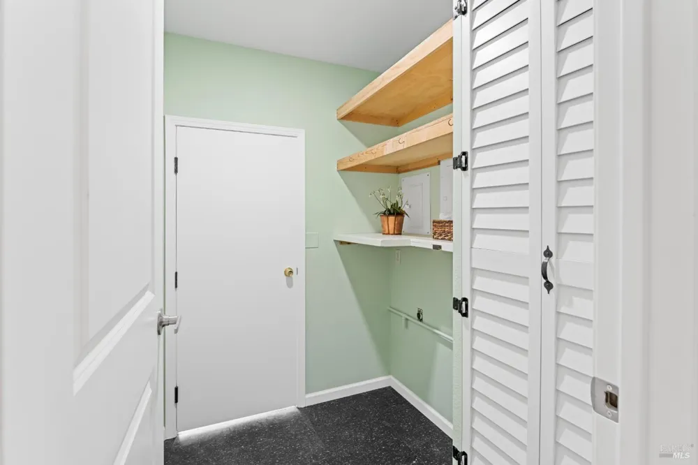 1649 California Drive Vacaville, CA 95687