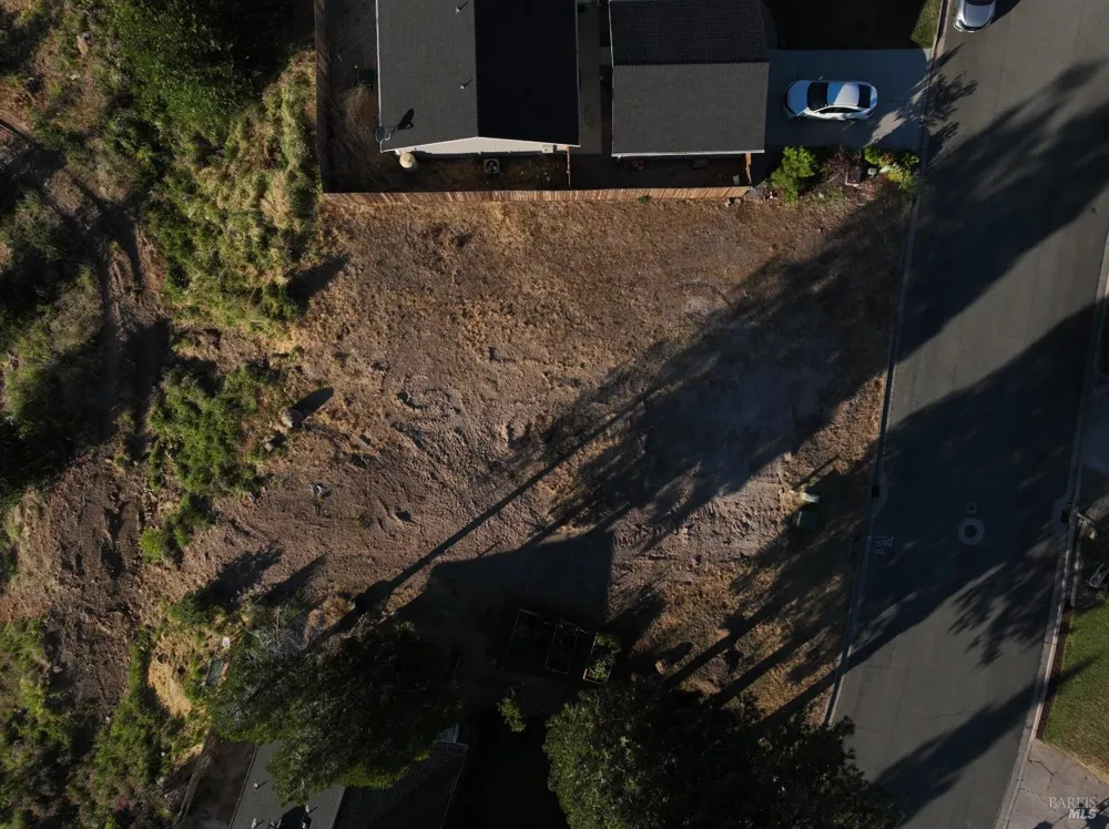 306 Woodridge Court Weed, CA 96094