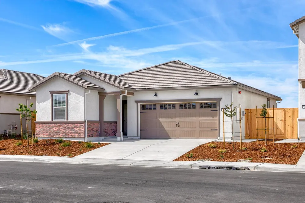 804 Helmsley Lane Patterson, CA 95363