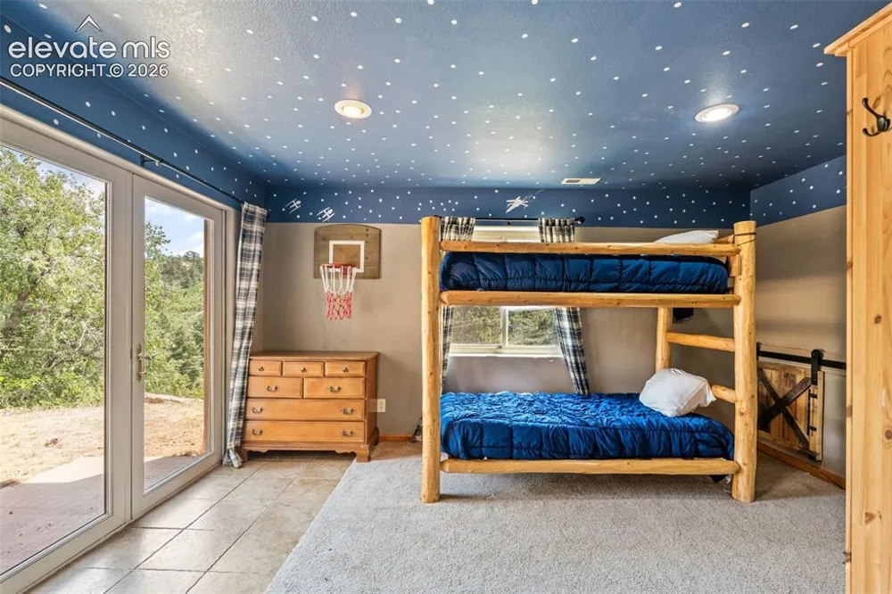 812 Crystal Park Road Manitou Springs, CO 80829