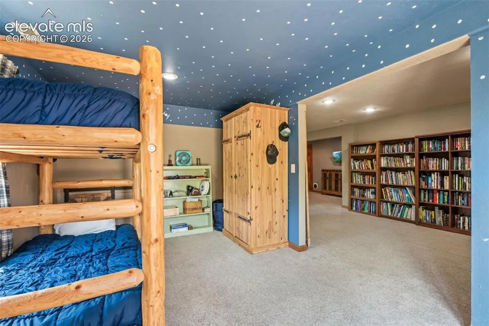 812 Crystal Park Road Manitou Springs, CO 80829