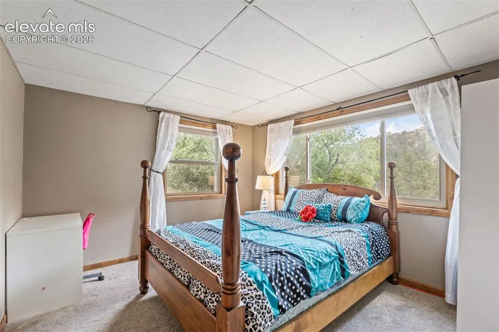 812 Crystal Park Road Manitou Springs, CO 80829