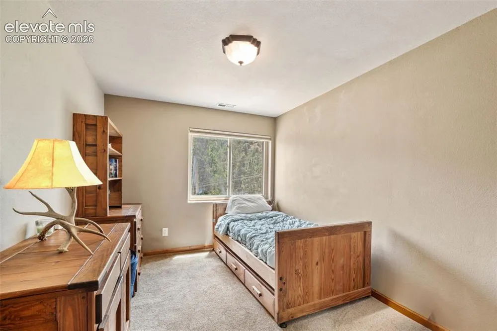 812 Crystal Park Road Manitou Springs, CO 80829