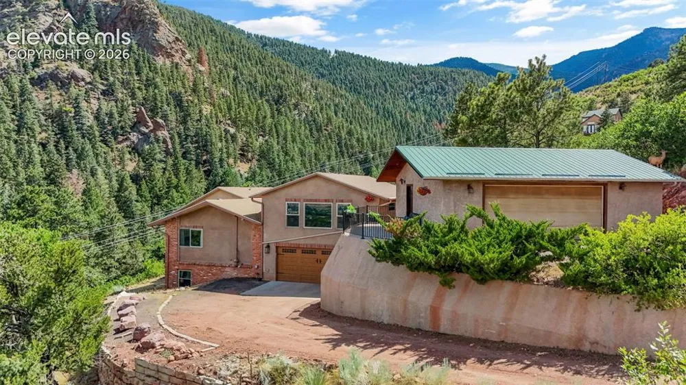 812 Crystal Park Road Manitou Springs, CO 80829