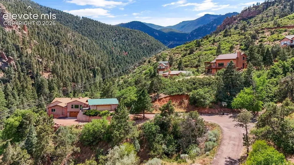 812 Crystal Park Road Manitou Springs, CO 80829