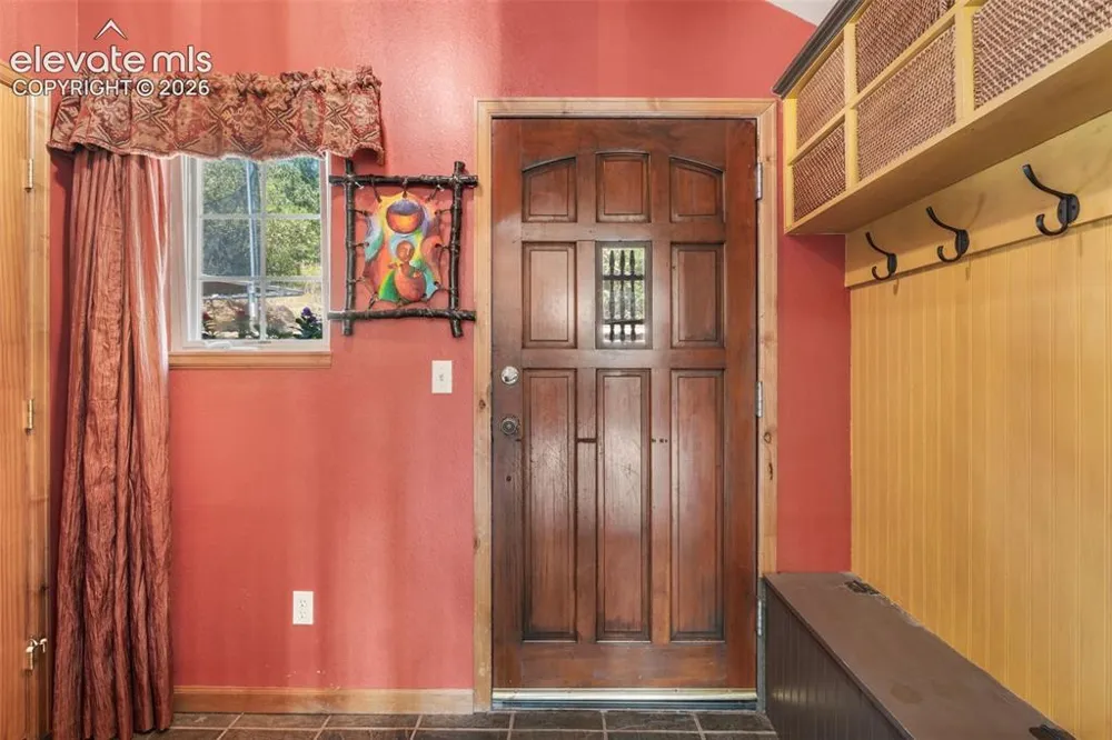 812 Crystal Park Road Manitou Springs, CO 80829