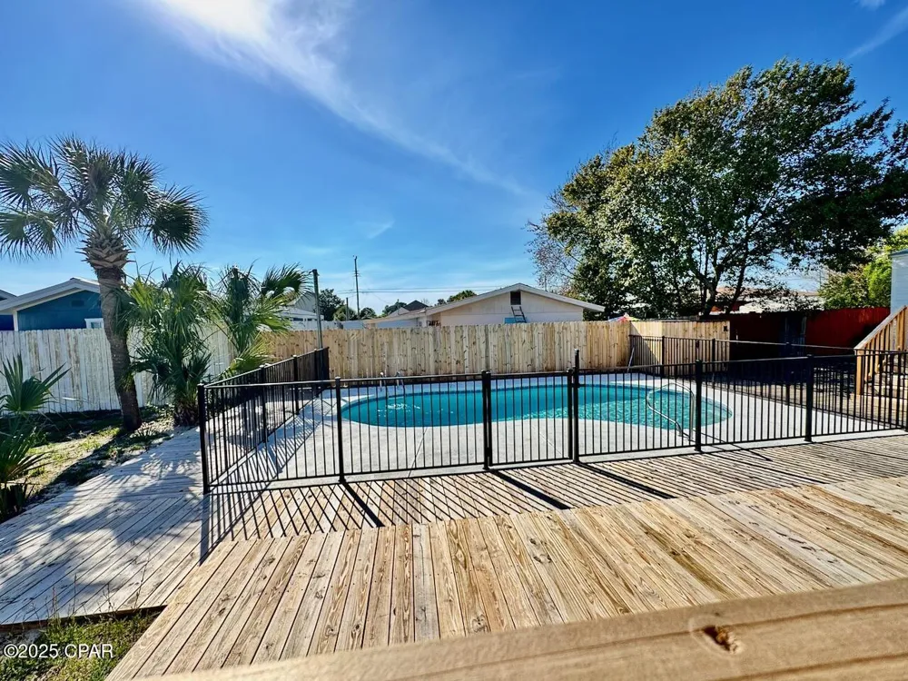 327 Hibiscus Drive Panama City Beach, FL 32413