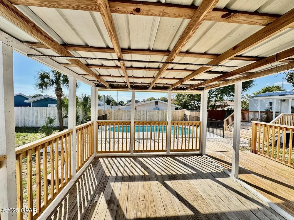 327 Hibiscus Drive Panama City Beach, FL 32413