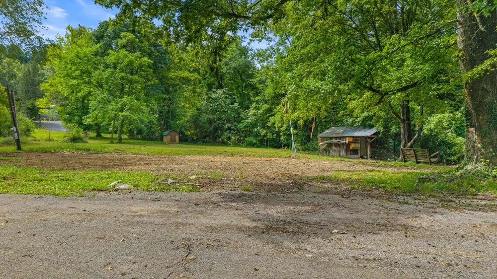 195 Crisp Lane Decatur, TN 37322