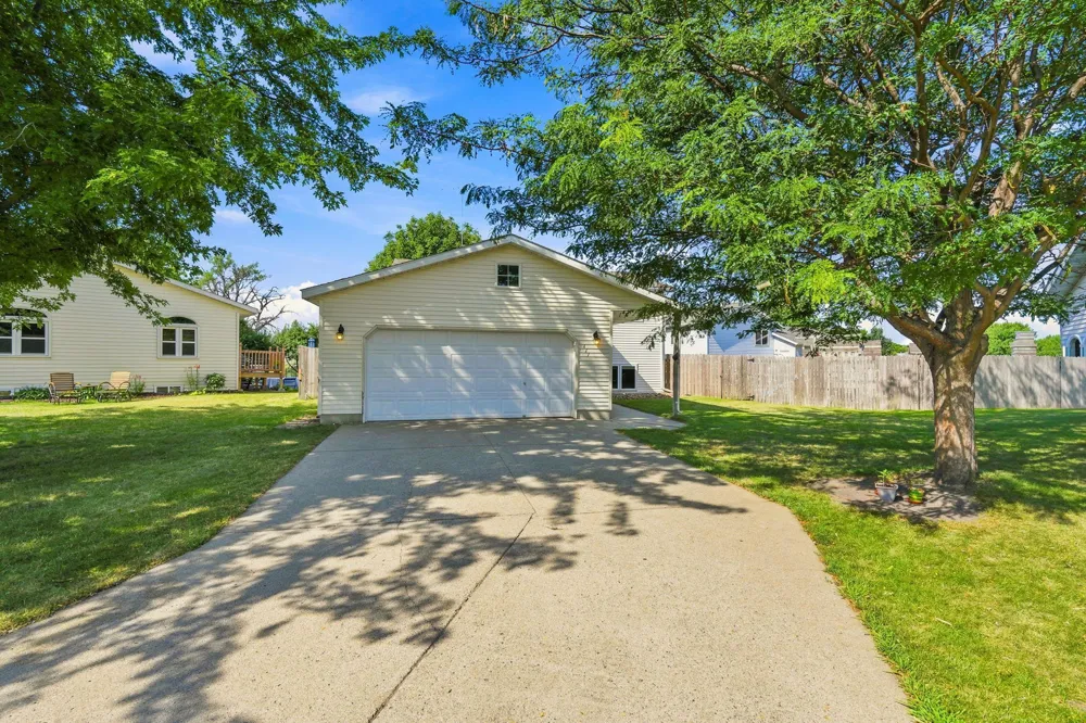 411 NP COURT Breckenridge, MN 56520