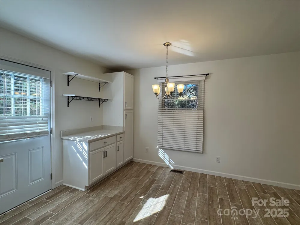 314 E Louisiana Avenue Bessemer City, NC 28016