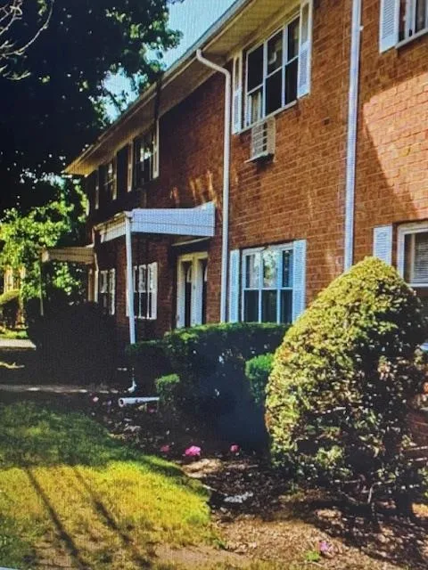 9 VICTOR ST Lodi, NJ 07644