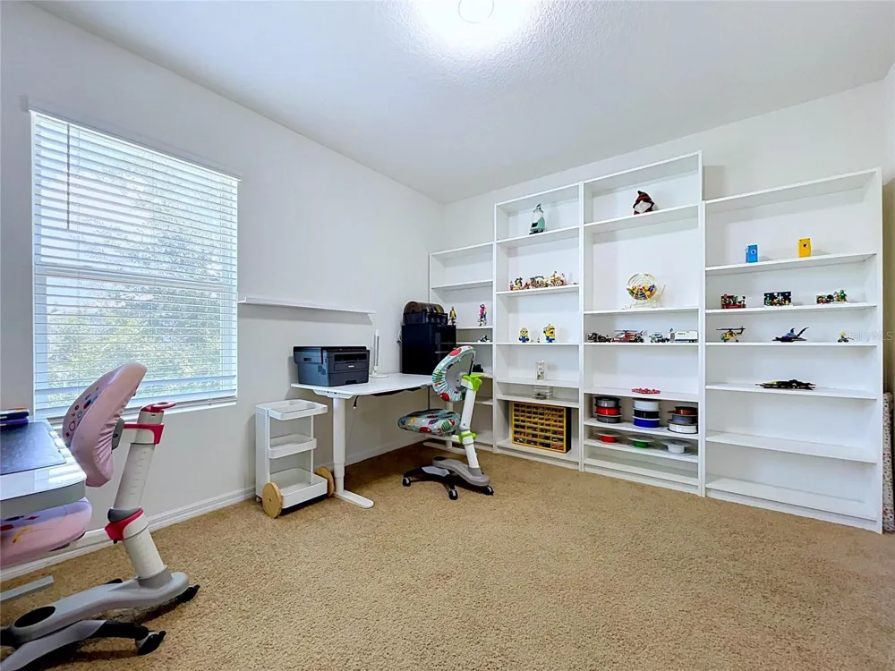16192 SILENT SANDS LANE Odessa, FL 33556
