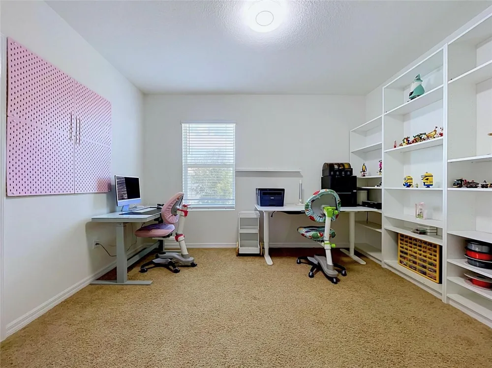 16192 SILENT SANDS LANE Odessa, FL 33556
